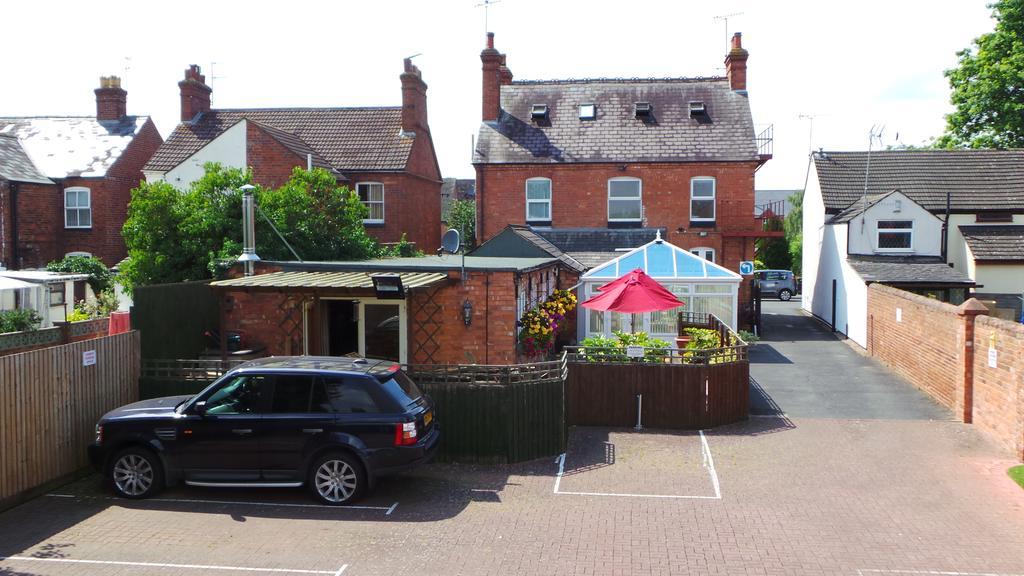 Victoria Villa Bed And Breakfast Stourport-on-Severn Exterior photo