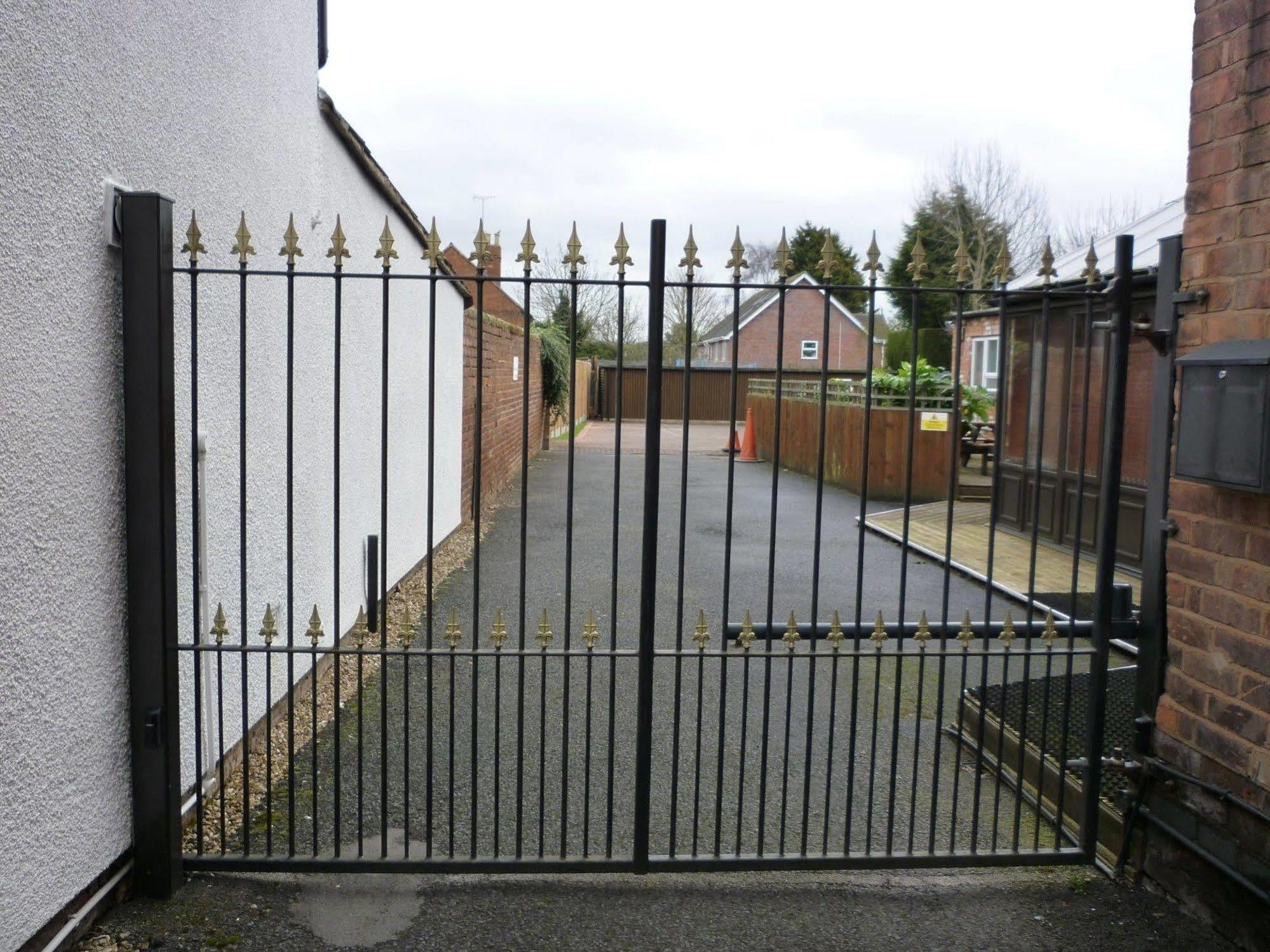 Victoria Villa Bed And Breakfast Stourport-on-Severn Exterior photo